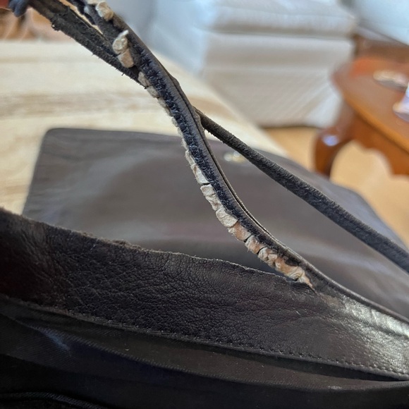 Bottega Venetta Long Loop Weekender - Picture 12 of 12